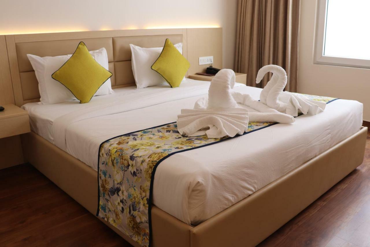Hotel Le Amor كوتا المظهر الخارجي الصورة