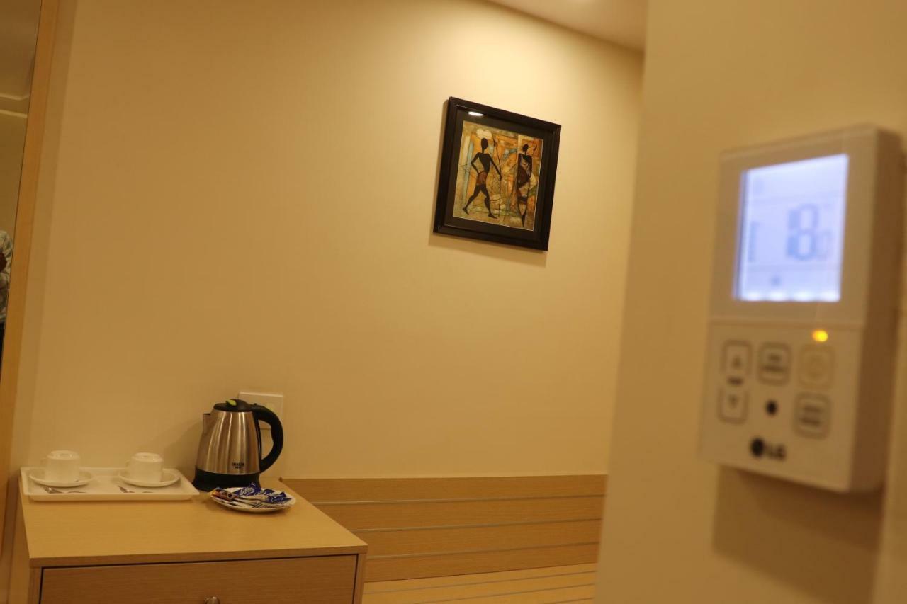 Hotel Le Amor كوتا المظهر الخارجي الصورة