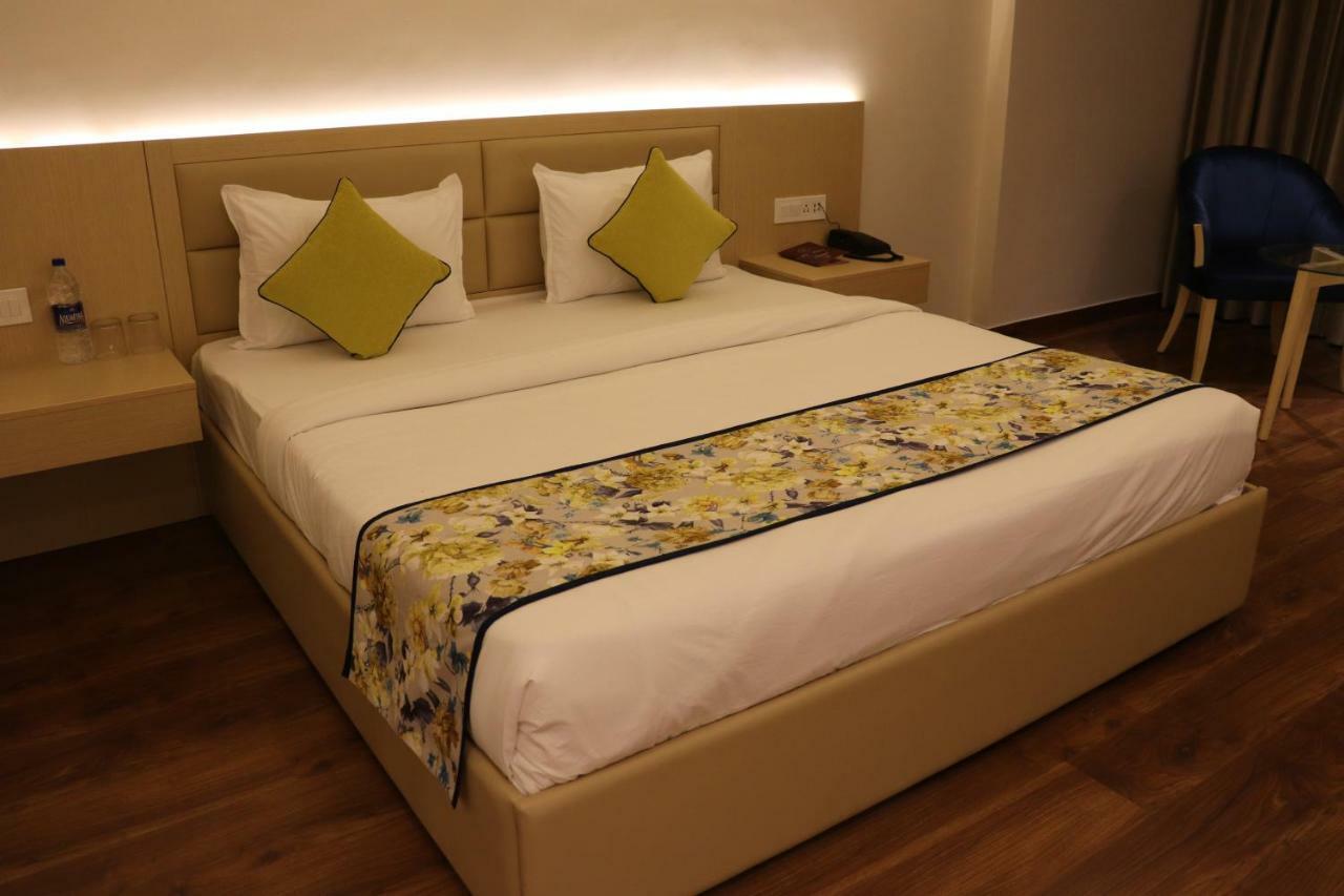 Hotel Le Amor كوتا المظهر الخارجي الصورة
