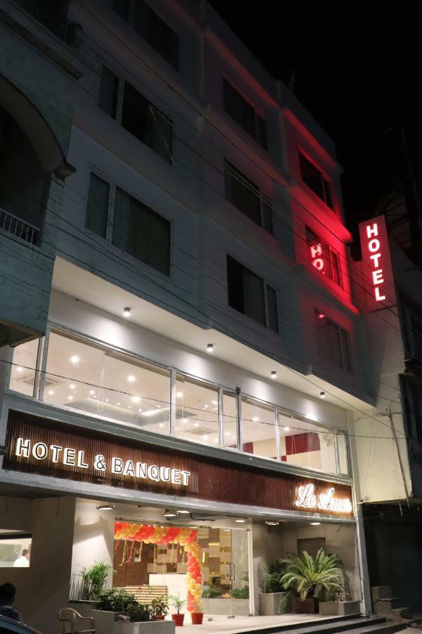 Hotel Le Amor كوتا المظهر الخارجي الصورة